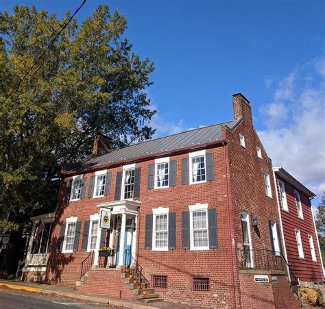 HOLLADAY HOUSE (Orange) - Hotel Reviews & Photos - Tripadvisor