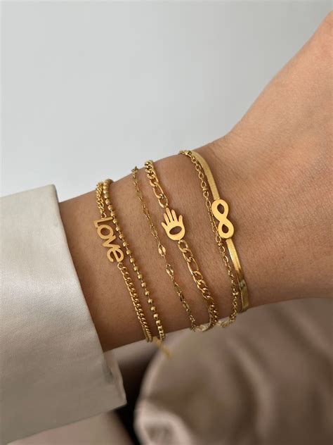CHARM LAYERED BRACELET | SNA STUDIOS