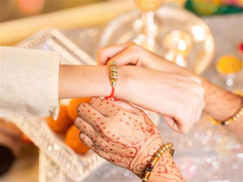 Raksha Bandhan 2025: Date, Traditions & Celebration Ideas - Calendarr