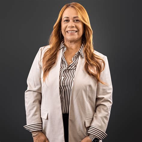 Mary Lourdes Chirinos | Urbina Immigration Law