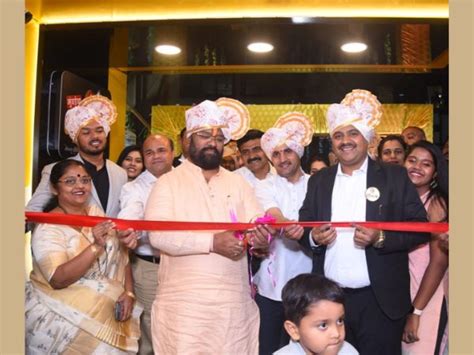 Yewale Group brings the authentic taste of Mumbai's Vada Pav to Pune ...