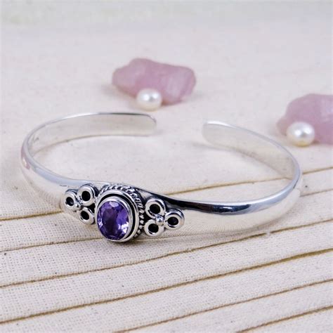 Indianshelf 925 Sterling Silver Modern Unique Charm Bracelet