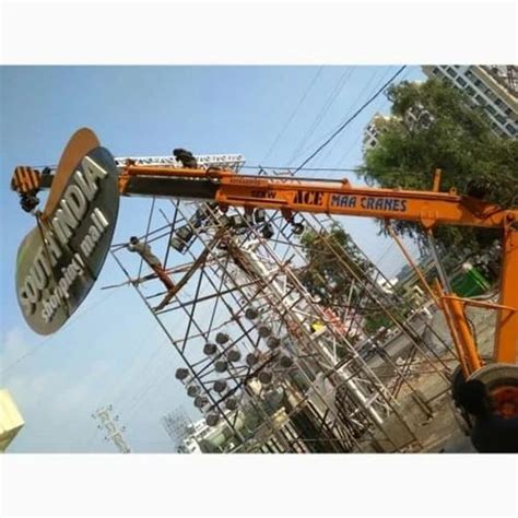 LED Sign Board Installation 的图像结果