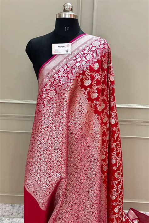 Red and Pink Maharani Jaal Crepe Silk Banarasi Saree – Mohsin Textiles