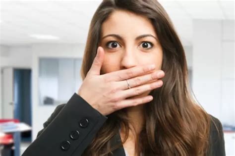 10 Healthy Reasons To Include Cardamom In Your Everyday Diet