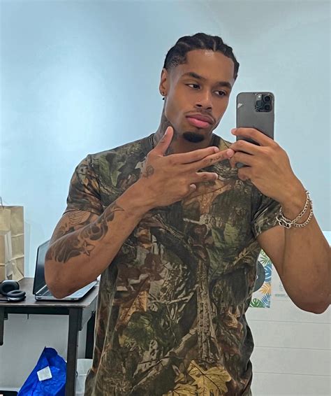 ZAY (@iamzavion) • Instagram photos and videos