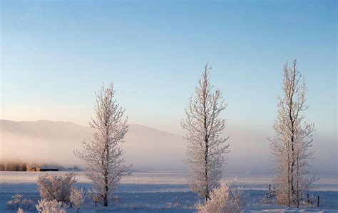 "Gorgeous weather" in 28 degrees of frost - Iceland Monitor