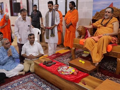 Shankaracharya of Dwarka Shardapith by the team of Sadbhavana ...
