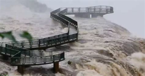 Misterio por la caída de un hombre en las Cataratas del Iguazú: nadie ...