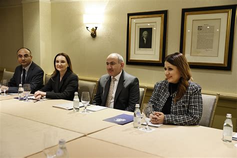 The Prime Minister meets with President of the International Republican ...