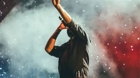 157 Words that rhyme with change for Songwriters - Chorus Songwriting App