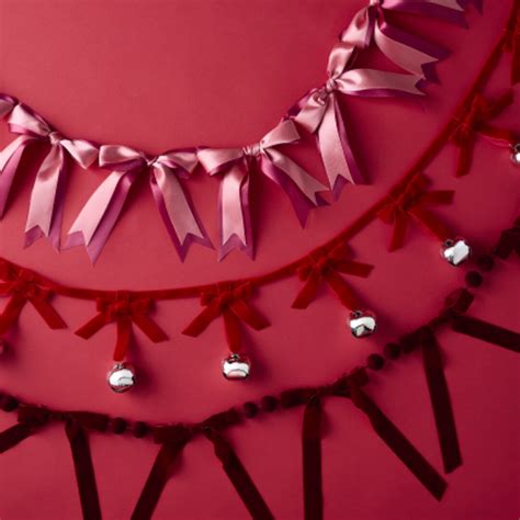 Christmas Garlands Red, Burgundy and Pink Bows