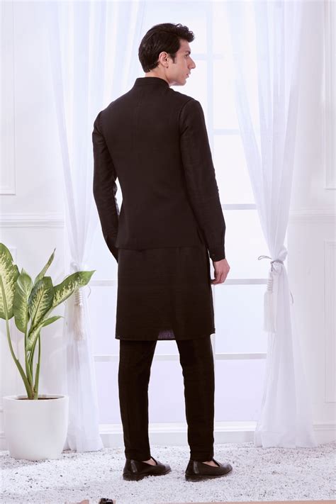 Buy Black Royal Nawab Bandi Kurta Salwar Set – Shop Now! – Taroob.com