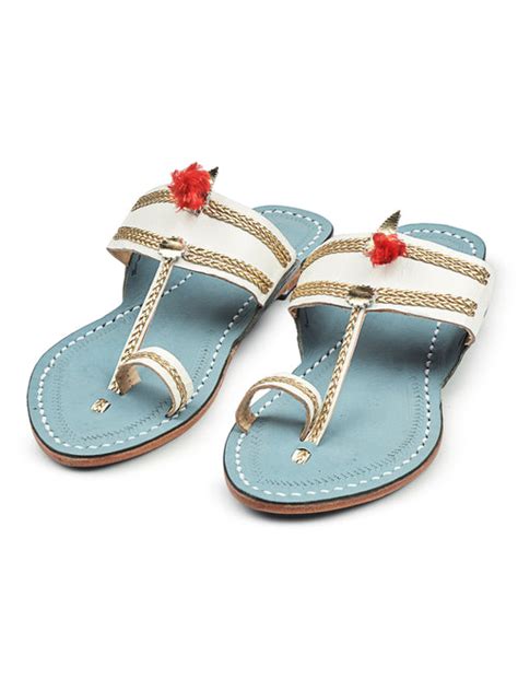 Women Kolhapuri Chappals Sale - Korakari Timeless Fashion | Kolhapuri ...