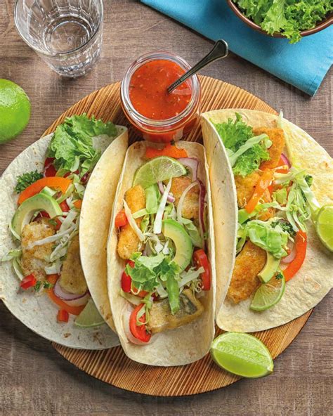 Tacos de Chicharrón de Pescado con Salsa de Mango