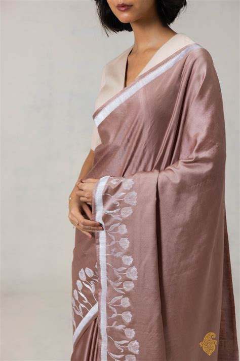 Pre-Order: Brown Silk-Pashmina Wool Banarasi Handloom Saree - Tilfi