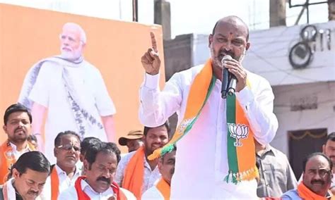 Telangana: No BJP-BRS pact for Lok Sabha polls, declares Bandi Sanjay