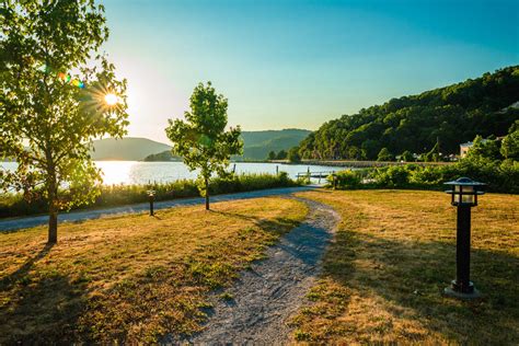 Scenic Hudson Park at Peekskill Landing - Scenic Hudson