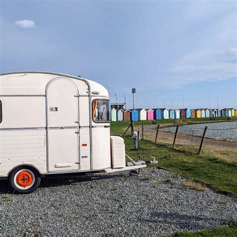 LAKESIDE CARAVAN PARK (Brightlingsea) - Campground Reviews & Photos ...