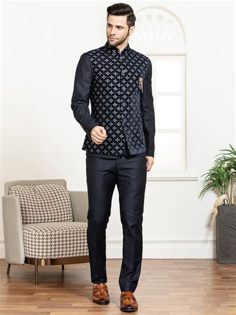 Shop Mens Safari Waist Coat Sets | Laromani