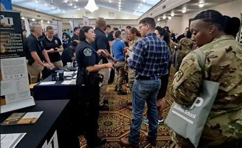 Mega Career Fair draws thousands to Fort Hood | Article | The United ...