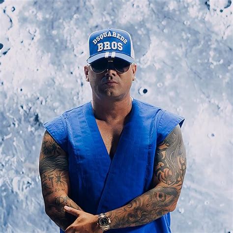 RAKATA - Wisin - LETRAS.COM