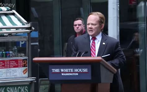 Melissa McCarthy takes Sean Spicer for a spin through the streets of ...