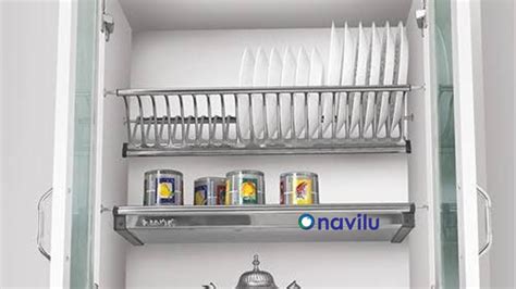 Stylish Plate Holders for Kitchen Organization