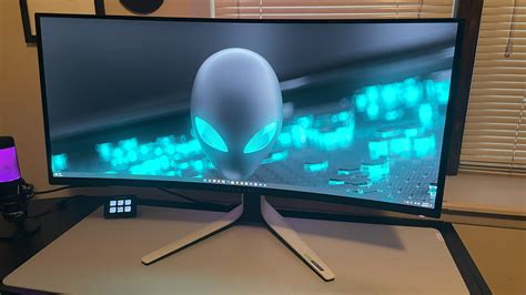 Alienware 34 Curved Gaming Monitor now available with 120Hz display ...
