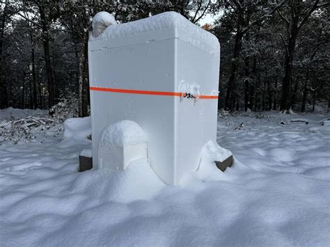 Extra Large Styrofoam Cooler Helps in Florida Snowstorm! - Loboy ...