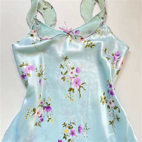 Loungewear-Bust 40 to 42 – Outdated