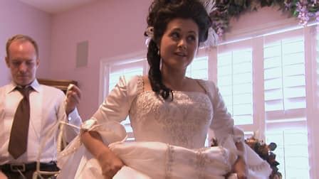 Watch Rich Bride Poor Bride 的图像结果