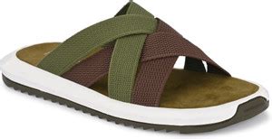 LEEPEETER Men Sandals - Buy LEEPEETER Men Sandals Online at Best Price ...