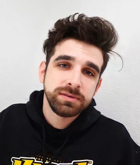 Daniel Gizmo Prank 的图像结果