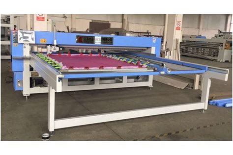 Rezultat imagine pentru Long Arm Quilting Software Programs