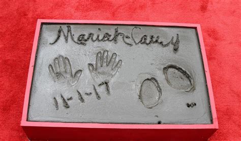 Mariah Carey - Hand and Footprint Ceremony in Hollywood 11/01/2017 ...