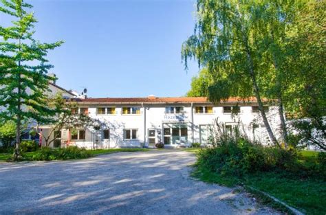 PENSION CARL APPARTEMENTS ASCHHEIM - Inn Reviews & Photos - Tripadvisor