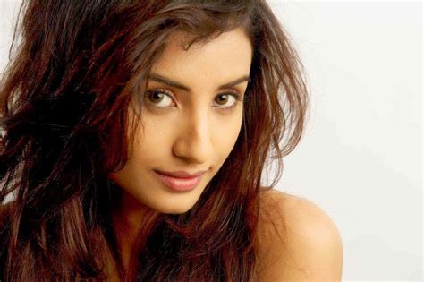 Love Game Actress - Patralekha Imges And HD Wallapers | Wiki