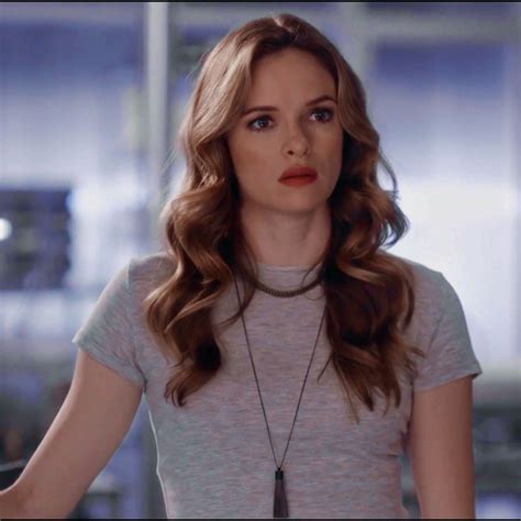 Caitlin snow icon | The flash caitlin, Killer frost, Danielle panabaker