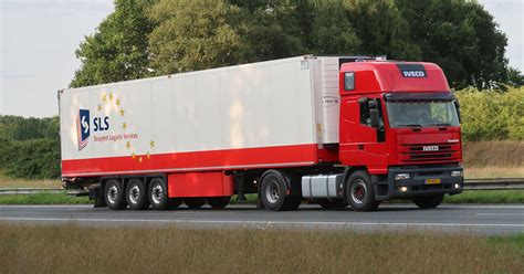 IVECO EuroStar from 1993 :: truckinfocus.com