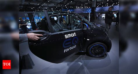 Daimler in talks to make electric smart cars in China - Times of India