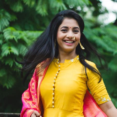 Sayali Sanjeev marathi actress 97