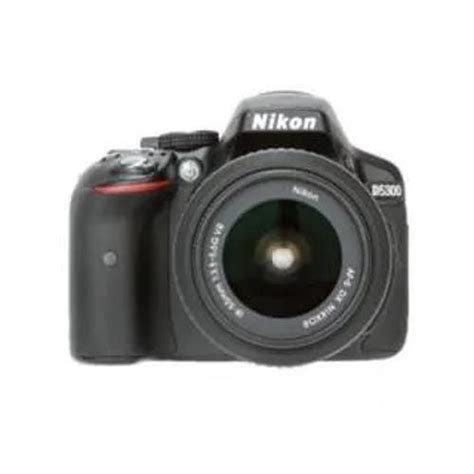 Nikon D5300(AF-S 18-55mm VR II Kit Lens and AF-S 35mm f/1.8G Kit Lens ...