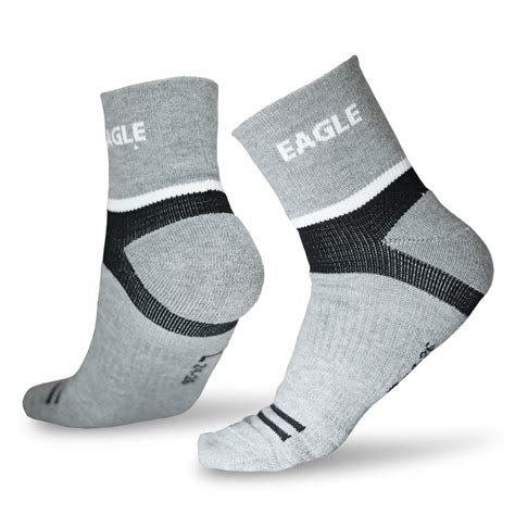 Jual Perlengkapan Olahraga, Bulutangkis Badminton ( Aksesoris,Baju ...