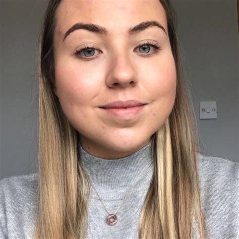 Bronwyn - Maths teacher - ₹2230/h