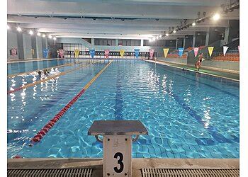 वड़ोदरा के 3 सर्वश्रेष्ठ स्विमिंग पूल - विशेषज्ञों की सिफारिशें