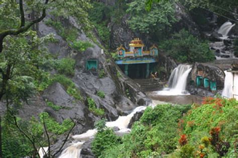 Kalhatti Falls - Gorgeous Places to Visit in Chikmagalur - Explore Tour ...