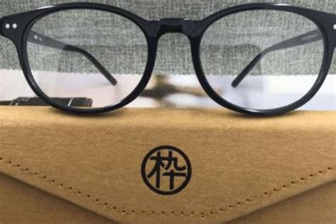 眼镜架品牌十大排行榜 中国十大眼镜镜架品牌介绍？ - 朵拉利品网