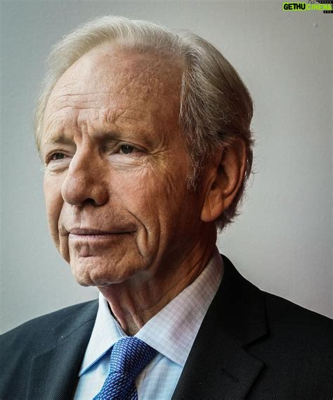 Chris Murphy Wiki, Biography, Age, Gallery, Spouse and more