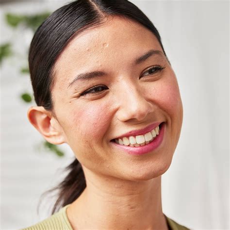 What’s the Best Age to Begin a Skincare Routine?